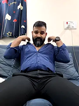 Fun Guuy online show from May 12, 2:14 pm