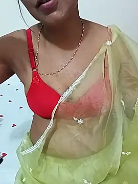 Snapshot of Saroj-Shah chatting on October 19, 6:14 am Saroj-Shah online show from October 19, 6:14 am