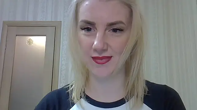 Snapshot of Pabonya91 chatting on February 1, 9:08 pm Pabonya91 online show from February 1, 9:08 pm