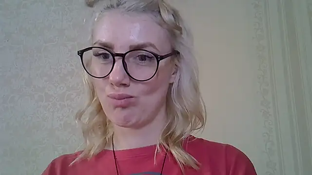 Snapshot of Pabonya91 chatting on February 7, 1:11 pm Pabonya91 online show from February 7, 1:11 pm