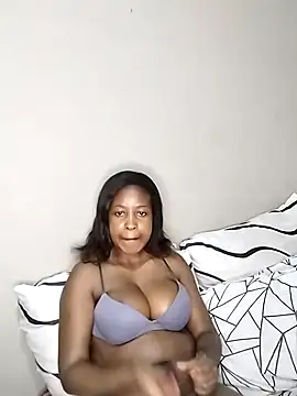queenbboobs online show from January 11, 5:40 pm