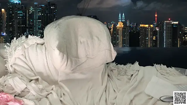 Snapshot of Lexi_hugges chatting on October 24, 5:04 am Lexi hugges online show from October 24, 5:04 am