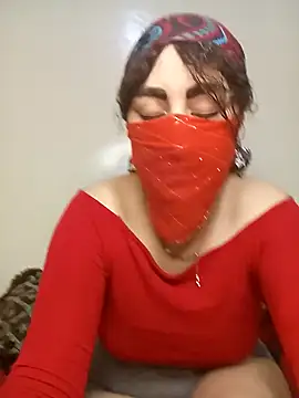 Snapshot of Lalou chatting on December 25, 5:26 pm Lalou online show from December 25, 5:26 pm