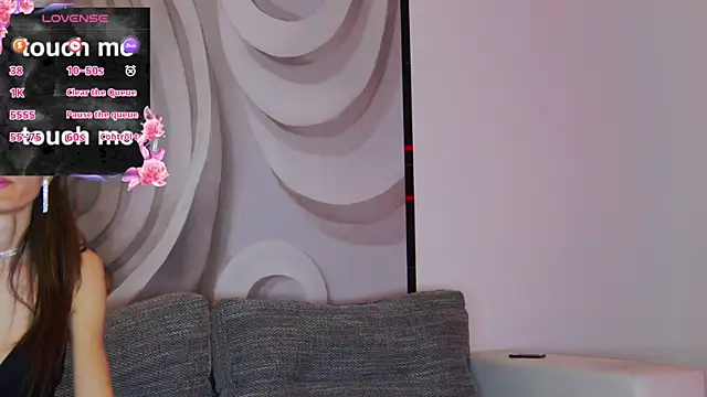 Snapshot of hailey_peach chatting on September 19, 4:58 am hailey peach online show from September 19, 4:58 am