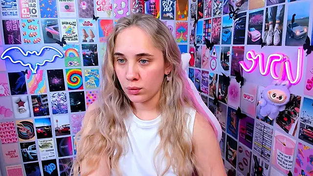 MiaMilas online show from December 16, 2:00 pm