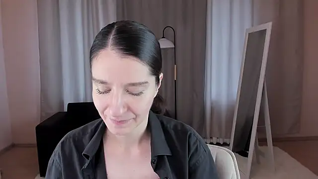 helentasty online show from September 28, 2:17 am