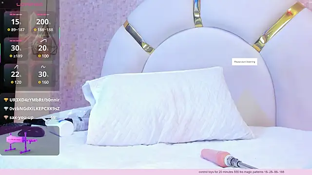 Snapshot of sophie_1 chatting on February 8, 9:24 am sophie 1 online show from February 8, 9:24 am