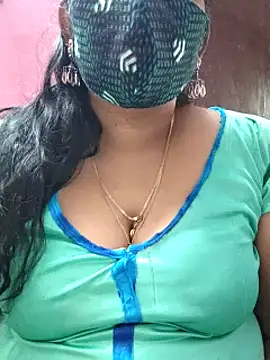 Snapshot of mallu-sumi chatting on February 11, 4:44 am mallu-sumi online show from February 11, 4:44 am