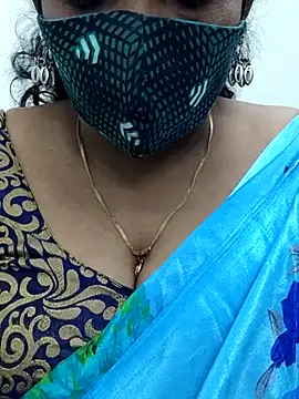 Snapshot of mallu-sumi chatting on February 13, 3:35 pm mallu-sumi online show from February 13, 3:35 pm
