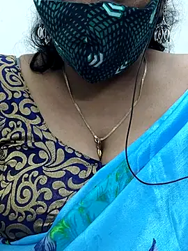 Snapshot of mallu-sumi chatting on February 13, 6:48 pm mallu-sumi online show from February 13, 6:48 pm