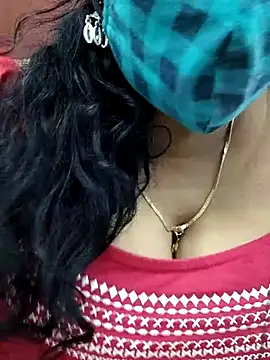 Snapshot of mallu-sumi chatting on February 15, 7:50 pm mallu-sumi online show from February 15, 7:50 pm