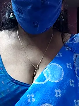 Snapshot of mallu-sumi chatting on February 24, 2:08 am mallu-sumi online show from February 24, 2:08 am