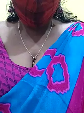 Snapshot of mallu-sumi chatting on February 26, 5:28 pm mallu-sumi online show from February 26, 5:28 pm