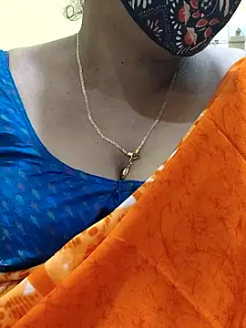 Snapshot of mallu-sumi chatting on March 3, 7:17 pm mallu-sumi online show from March 3, 7:17 pm