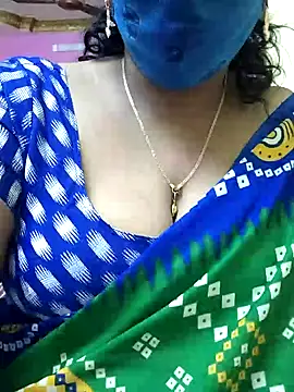 Snapshot of mallu-sumi chatting on March 11, 9:15 pm mallu-sumi online show from March 11, 9:15 pm