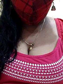 Snapshot of mallu-sumi chatting on March 14, 1:57 pm mallu-sumi online show from March 14, 1:57 pm