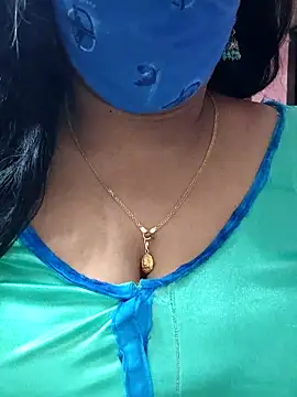 Snapshot of mallu-sumi chatting on March 19, 11:47 pm mallu-sumi online show from March 19, 11:47 pm