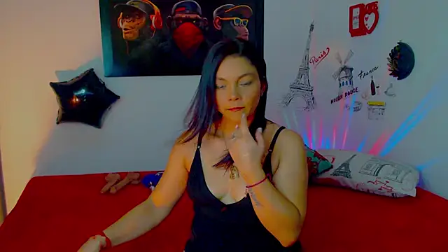 amii777 online show from December 17, 6:02 am