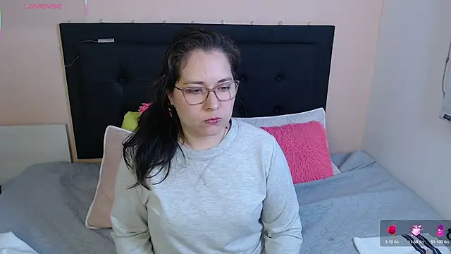 May Carlier online show from September 16, 12:11 am