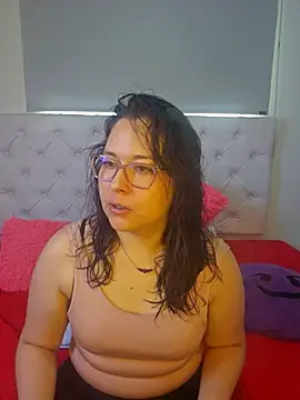 Snapshot of May_Carlier chatting on February 18, 7:21 pm May Carlier online show from February 18, 7:21 pm