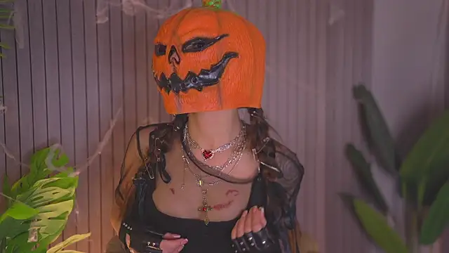 Snapshot of AudreyBrooks_ chatting on October 31, 7:42 am AudreyBrooks  online show from October 31, 7:42 am