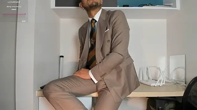 Snapshot of pablo-rincon95 chatting on April 27, 9:02 pm pablo-rincon95 online show from April 27, 9:02 pm