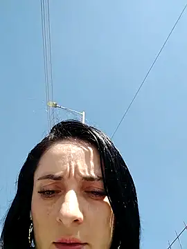 Snapshot of amellie_ros chatting on January 17, 7:28 pm amellie ros online show from January 17, 7:28 pm