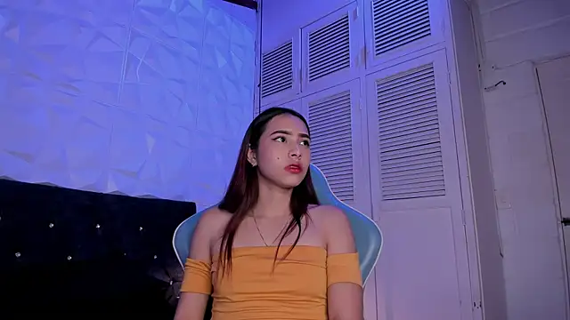 Emma dl2 online show from February 6, 5:40 pm