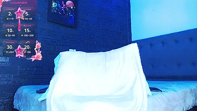 Snapshot of Romancartier_1 chatting on March 15, 6:19 am Romancartier 1 online show from March 15, 6:19 am