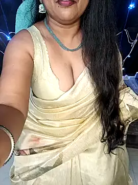 Snapshot of honey-sexy chatting on January 23, 10:43 am honey-sexy online show from January 23, 10:43 am