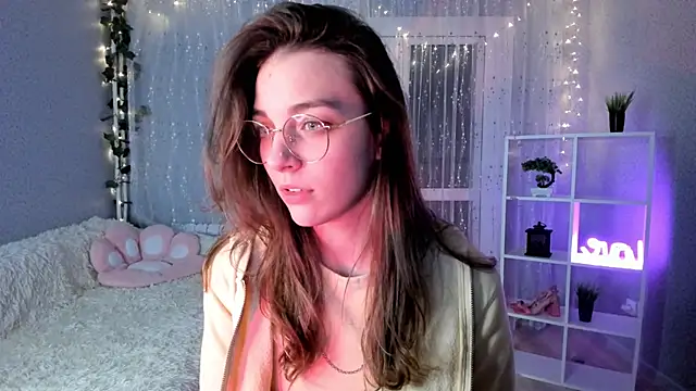 Snapshot of AraCopple chatting on December 20, 3:14 am AraCopple online show from December 20, 3:14 am