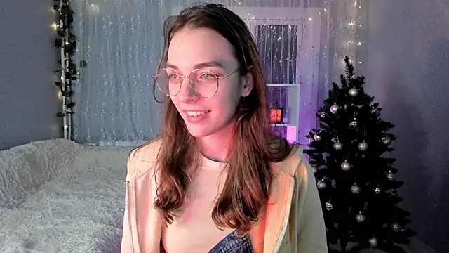 Snapshot of AraCopple chatting on December 26, 2:44 am AraCopple online show from December 26, 2:44 am