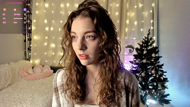 Snapshot of AraCopple chatting on January 11, 5:18 pm AraCopple online show from January 11, 5:18 pm