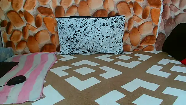 Snapshot of AfricanBigAssxx98 chatting on November 14, 10:36 am AfricanBigAssxx98 online show from November 14, 10:36 am