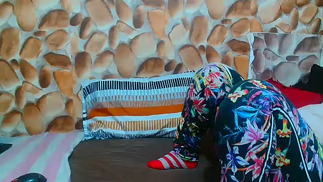 Snapshot of AfricanBigAssxx98 chatting on December 1, 10:15 pm AfricanBigAssxx98 online show from December 1, 10:15 pm