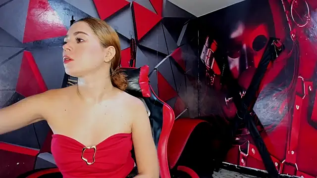 Hana and Zeta online show from January 7, 12:18 pm