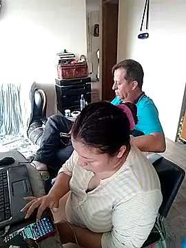 Snapshot of ZuriandAlex chatting on March 3, 10:42 pm ZuriandAlex online show from March 3, 10:42 pm