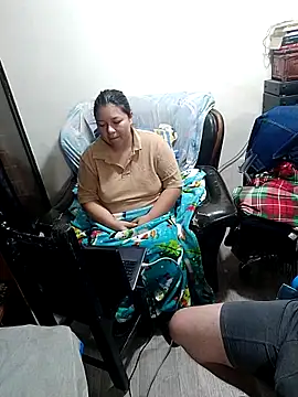 Snapshot of ZuriandAlex chatting on March 6, 10:52 am ZuriandAlex online show from March 6, 10:52 am