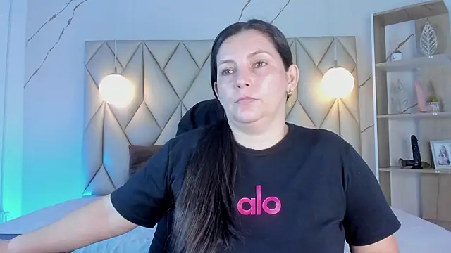 angelswets online show from December 14, 1:27 pm