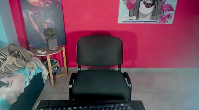 KamilaParrisx online show from December 12, 3:21 am