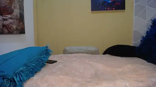 KamilaParrisx online show from January 16, 9:37 am