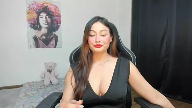 Snapshot of GoddessAnna chatting on February 12, 5:48 pm GoddessAnna online show from February 12, 5:48 pm