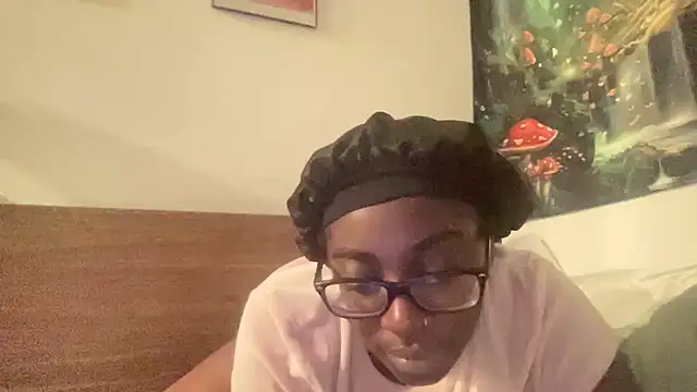 Snapshot of AveryJ99 chatting on March 21, 3:44 am AveryJ99 online show from March 21, 3:44 am