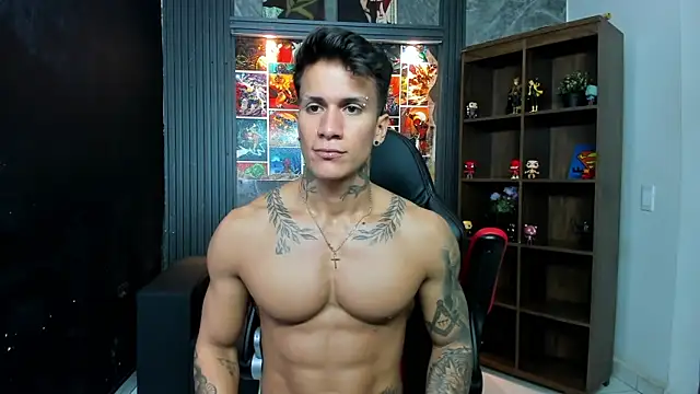 Snapshot of pettergrey1 chatting on March 6, 3:45 pm pettergrey1 online show from March 6, 3:45 pm