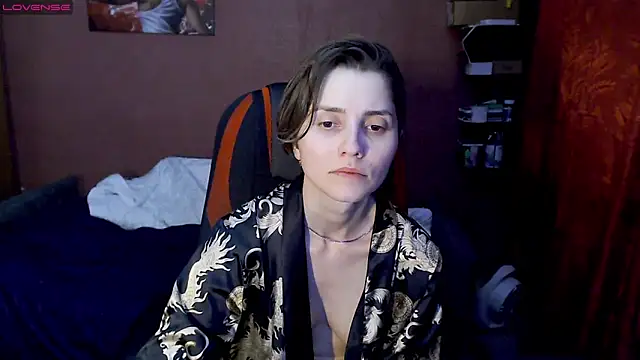 womanstrong78 online show from December 14, 5:58 pm