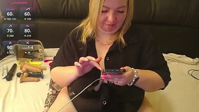MARGARET gem online show from May 14, 3:19 pm