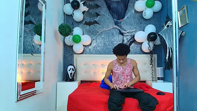 Erick Zhimerman online show from October 26, 3:45 am