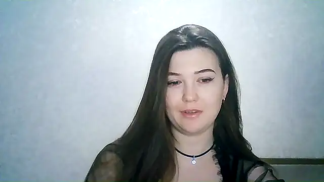 Snapshot of SeductiveTati chatting on December 10, 10:05 pm SeductiveTati online show from December 10, 10:05 pm