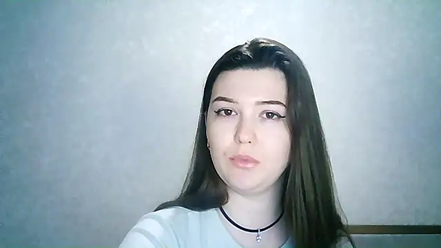 Snapshot of SeductiveTati chatting on December 20, 8:49 am SeductiveTati online show from December 20, 8:49 am