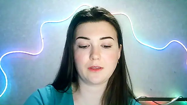 Snapshot of SeductiveTati chatting on September 8, 10:09 pm SeductiveTati online show from September 8, 10:09 pm